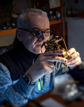 切斯特·莫里斯-江北区浪琴维修服务中心制表师