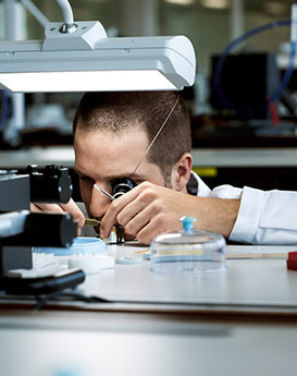 查尔斯·彼得艾伯特-万州区浪琴维修服务中心制表师